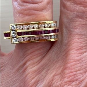 Vintage Ruby Diamond 18k Gold Ring